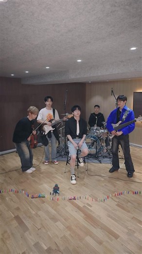 [#LUCY] 한 편의 만화 같은📗 #10CM #권정열 님의 #전체관람가 #루시
