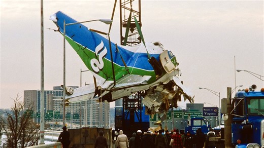 Here are some of the deadliest plane crashes in US history