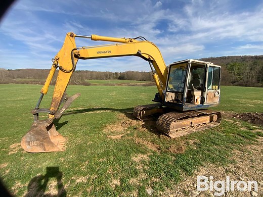1989 Komatsu PC90-1 Excavator | Construction
