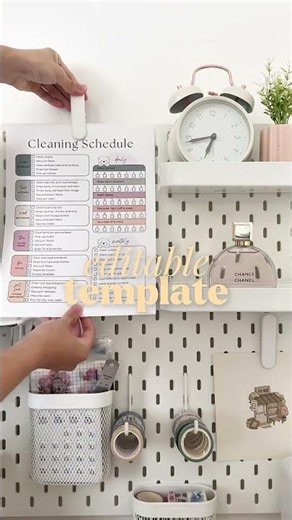 A minimalist cleaning schedule you actually want to use ✨ #homemaking #organization #cleaningtips