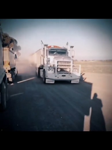 Nothing but Kenworth! #CapCut #kenworth #T404SAR #windfarm #fyp