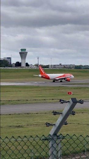 EasyJet A320 Full Takeoff From Birmingham Airport