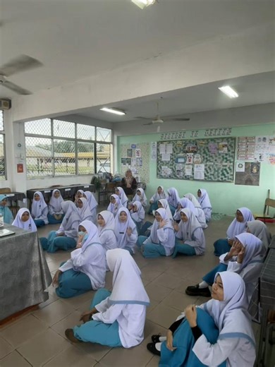 PSIA x SMB – CCA Program | Session 2 Session 2 of the PSIA x SMB CCA Program keeps the momentum strong as we dive deeper into the world of sports. This session continues to sharpen our focus on sports history, core techniques, and essential fundamentals—building not just skill, but understanding. Participants will explore the origins and evolution of each sport, gaining clear, practical insight into how rules, strategies, and playing styles have developed over time. Alongside this, we will break