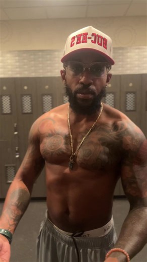 Alien-Inspired Gym Gains Revealed!