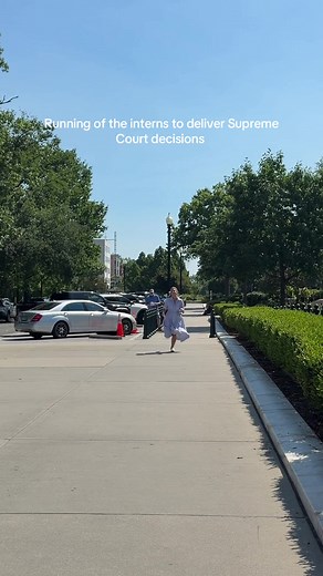 Running of the Interns: Why Supreme Court Interns Run to Deliver Decisions