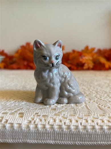 Vintage Mosser Glass Cat Figurine – 3” Tall – Sweet Kitten Collectible - Etsy