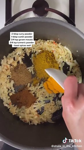 Delicious Curry Chicken Recipe with Roti | 30K Celebration! 🎉