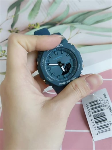 卡西欧G-SHOCK GMA-P2100BA-2APR独角兽联名款开箱！女生戴酷范藏青真的超吸睛，好用吗？值得种草吗？