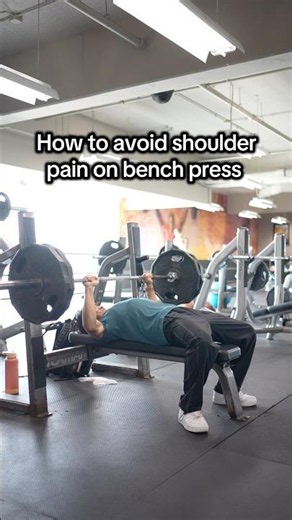 The Biggest Cause of Shoulder Pain on Bench Press (And How To Avoid)