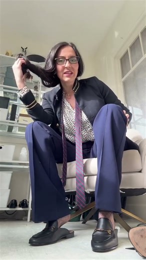 Flight attendant chic! Love this uniform