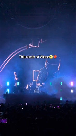 🎵 Alone × The Days × Only Girl (In The World) (Live at Holika Festival 2026)
