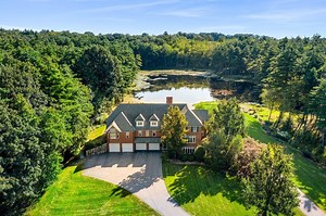 70 Chestnut Hill Rd, Amherst, NH 03031 - MLS 4968535 - Coldwell Banker