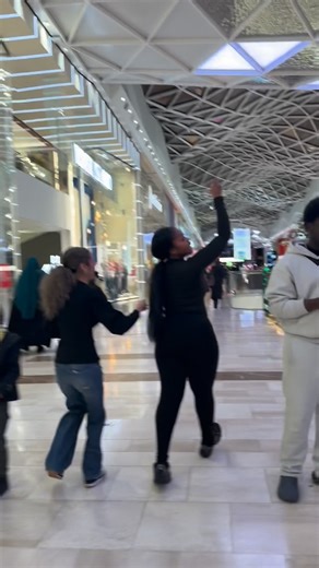 Farah Shams on Instagram: "Every single time I get hunted down 😭"