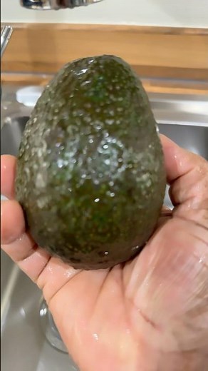 Wash your avocado before you use them #chefricardocooking