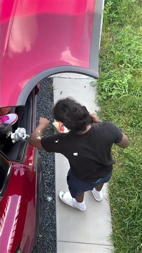 Bird poop prank 💩 #fyp #foryou #funnyvideos #pran 1