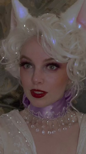 Toodles Galore Costume: Kiss on the Hand and Diamond Tiara!