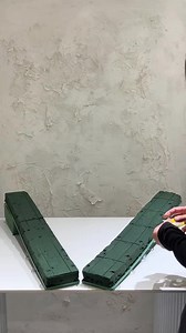 🍀🌷V-shaped flower decoration arrangement💐🌿🌹 #florist #flowerarrangement #floraldesign #diyflowers #floralsupplies #weddingflowers | FloralSupplies.com