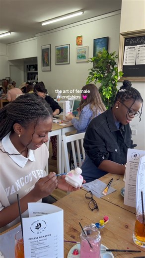 finding your people isn’t easy 💓 that’s why we created a girls community to help girls find real friends! #girlsonthego #liverpool #girlcommunity