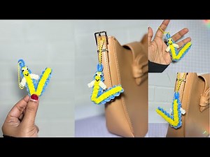 Easy Alphabet 'V' Keychain With Pipe Cleaner - Easy Fuzzy Wire Craft Making At Home