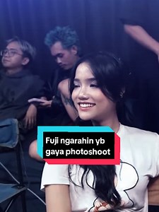 Fuji directs YB's photoshoot