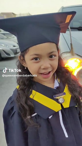 Graduate Kinder Kinder Surprise!