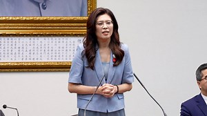 Kuomintang Chair Cheng Li-wun Accepts Xi's Invitation To Visit China