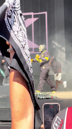 Ziak - Grabba #concert #goldencoast #festival @Ziakimbo