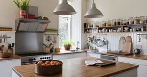 Cette astuce permet d'éliminer rapidement l'humidité dans toute la maison (et elle ne nécessite qu'un ingrédient secret)