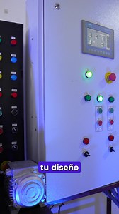 ¿Sabes cuál es la receta para un tablero eléctrico? 🤚🏻 Va más allá de seleccionar los componentes correctos. El secreto está en la preparación, en el DISEÑO. Ojo, que hablamos de DISEÑO, no de DIBUJO, porque diseñar va más allá de saber utilizar las herramientas. Significa hacer un tablero que cumpla con los requisitos del proyecto. Pero... el diseño eléctrico es una habilidad que se utiliza siempre, pero que no muchos profesionales dominan. Ahora, ¿te gustaría empezar a aprender a especializa