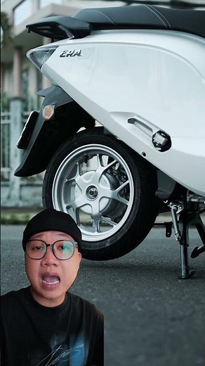 Does the Dat Bike ERA need an oil change? #automobile #shorts