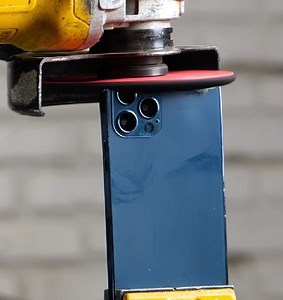 Smart epoxy ring with payment option | 5-Minute Workouts