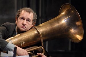 Teatru: Sinucigasul •