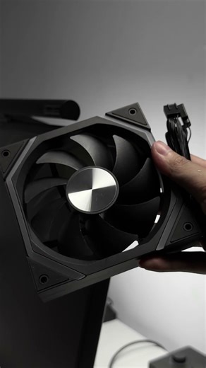 Review - Fan PC Gamemax clone Lian Li