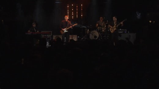 🎸 MICHAËL JONES EN CONCERT – JE PASSE MON TOUR - BILLETTERIE OUVERTE ! 🎤 Tu l’as chanté sous la douche ? Il arrive en vrai ! MICHAËL JONES en live, le samedi 8 novembre 2025 à 21h au Palais des Congrès de Mazamet ! Et devine quoi ? Les places sont déjà dispo ! Tarifs : ⭐ Catégorie A : 45€ (pour les fans qui veulent vibrer tout devant) 🎶 Catégorie B : 35€ (ambiance garantie, confort assuré) Réserve vite sur HelloAsso : https://www.helloasso.com/associations/football-club-du-pays-mazametain/eve