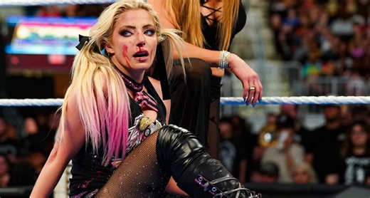 Alexa Bliss Addresses Injury Scare Following WWE SmackDown Match | PWMania - Wrestling News