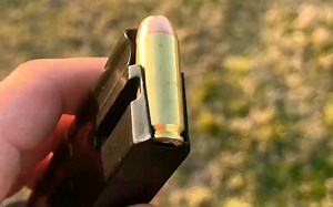 沙鹰.50AE子弹VS三千页书本