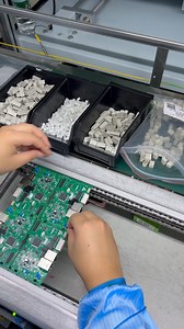 Component Placement in PCB Assembly Manufacturing | Through Hole PCB Assembly | Electronics Manufacturing | SenRuiDa PCBA