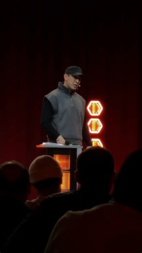 Elmurod Haqnazarov & Erik Haydar (Fan) on Instagram: "Obbbo Mirshakarey #elmurodhaqnazarov #erikhaydar #eltonferganskiy #barcelona #realmadrid futbol"