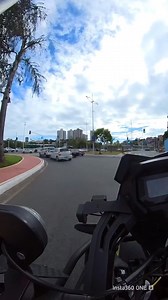 1.6M views · 10K reactions | A reação de quem respeita o semáforo é sempre a mesma  . . @transitopelagente | Rotina Policial | Facebook