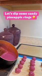 270K views · 2.9K reactions | My favorite candy fruit to make  #visitdetroit #candymaker #treats #candygrapes #candymaking #candyfruit | 72shawtyy | Facebook