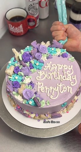 1.2M views · 77K reactions | It’s worth it to be nice for the good ones…sometimes ❤️ Honored to do this cake for Miss Pennyton! 濾 #cakesofinstagram #cakelover #sweettreats #cakedecorating #storytime | Trashyqweenz | Facebook