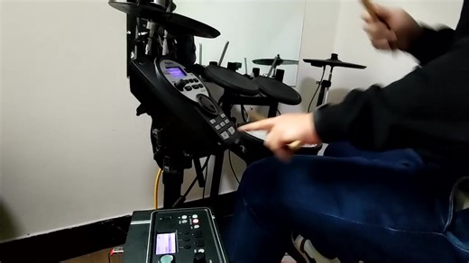 罗兰TD11K更新音色包30组音色测试.用EAD10加一下效果 好听