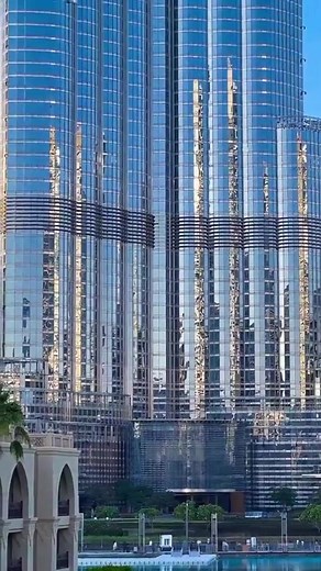 Exploring the Burj Khalifa: World's Tallest Building