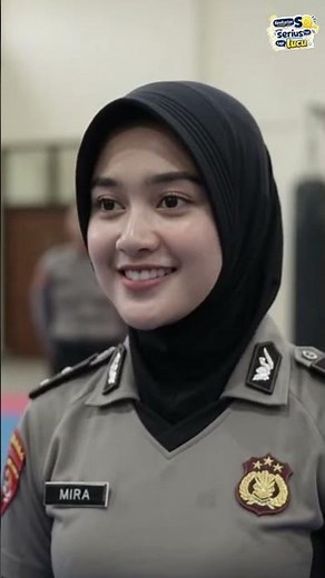 TARUNI POLISI SAAT LATIHAN BELADIRI BIKIN SEMUA TERTAWA 🤣🤣
