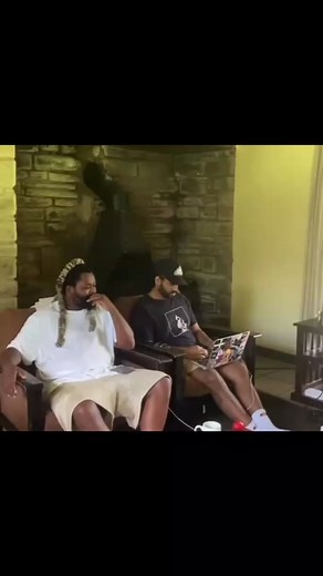 Ngibongiseni out now from ISIBUKO Deluxe 💿 #sjava #1020cartel