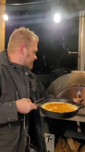 ❄️ Winter cooking = the ultimate stress test. If it keeps heat while you shiver outside, it’s built right. 🔥 🌱 Only 17 days till spring - time to get your pizza game ready! #BuiltForWinter #WinterCooking #PizzaOven #PyroKitchen #FrostProof OutdoorCooking | Pyro Kitchen