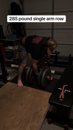 ROW! ROW! #lifting #sciencebasedlifting #gym #workout #row | Single Arm Row