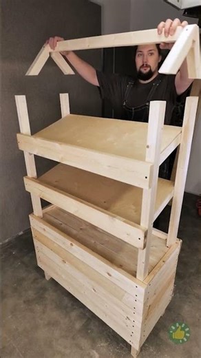 امرأة مسنة تتلقى مفاجأة مذهلة من حرفي طيب يبني حلمها 💔