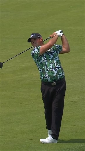 U.S. Open Championship on Instagram: "ALBATROSS FROM 286! Patrick Reed makes only the fourth 2 on a par 5 in U.S. Open history."