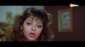 Juhi Chawla Meets Her Girlfriends | Bewaffa Se Waffa | Shemaroo Entertainment Ltd.
